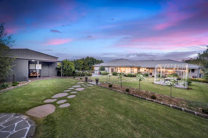 Why Twilight Photography Sells Properties Faster