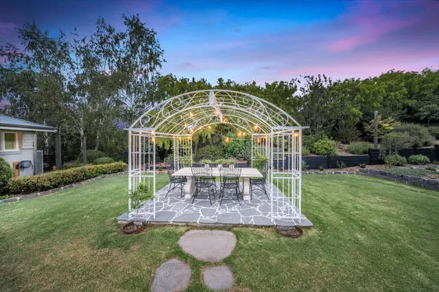 Luxury Acreage Estate — image 3