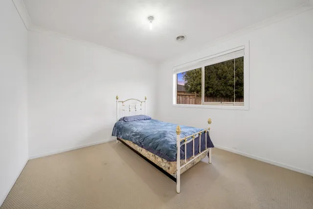 Modern Family Home — image 14