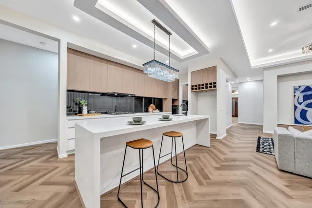 Melbourne Modern Home — image 12