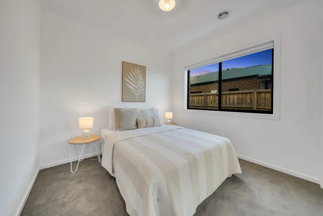 Contemporary New Build — image 23