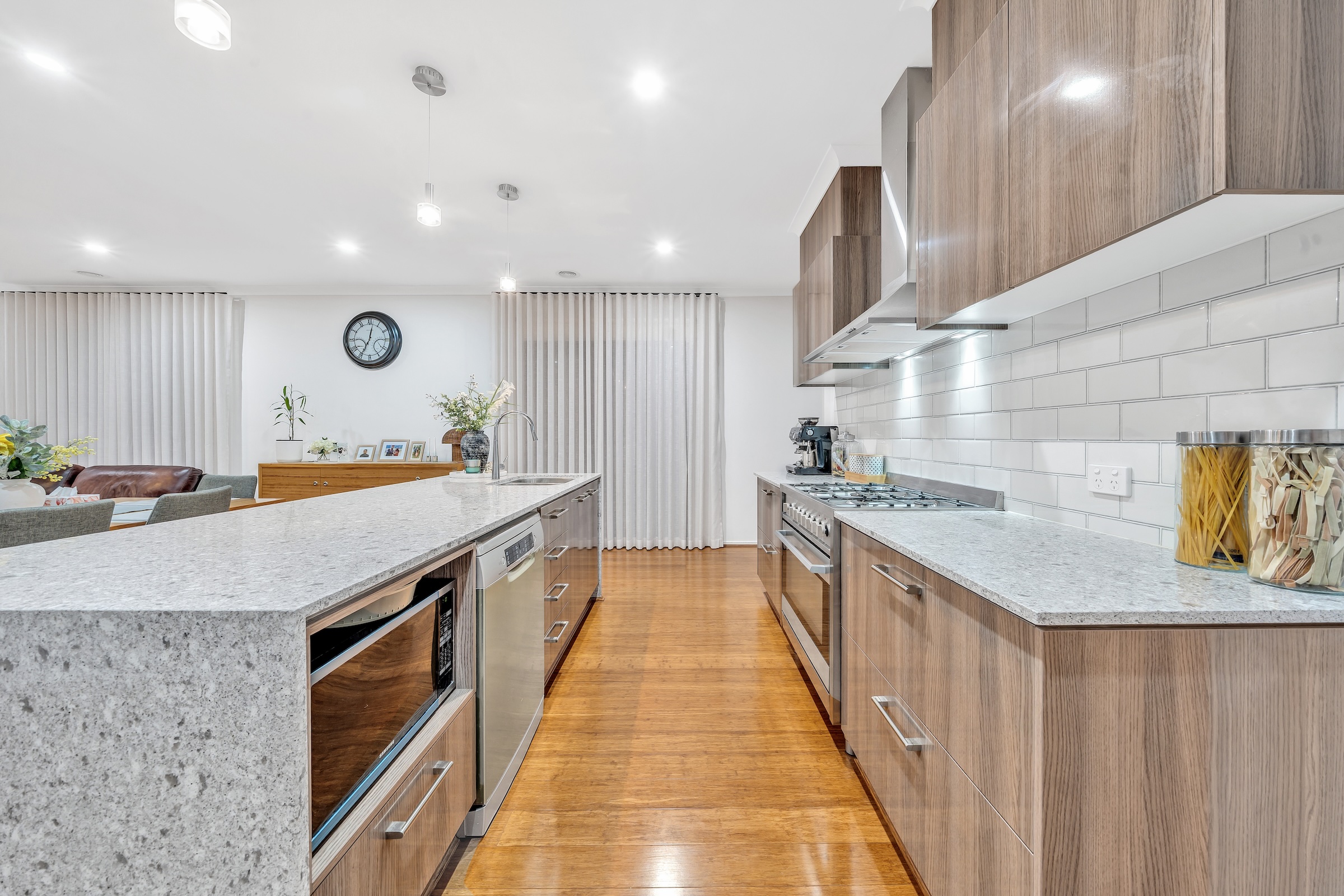 Bayside Family Home — image 3