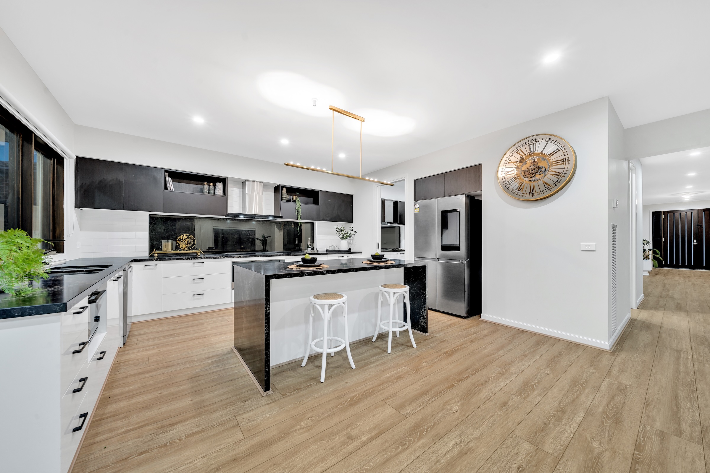 Melbourne Modern Home — image 10
